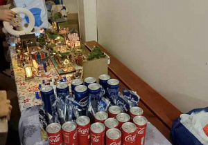 Stoisko świąteczne jednej z klas.