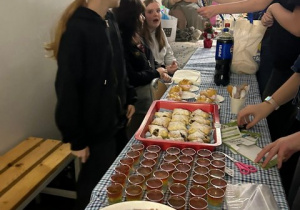 Stoisko 7b na kiermaszu świątecznym.