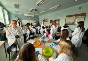 Warsztaty chemiczne.