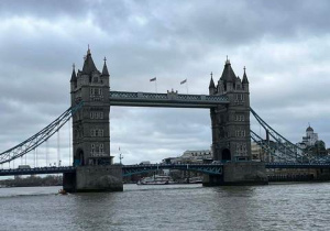 Most w Londynie.